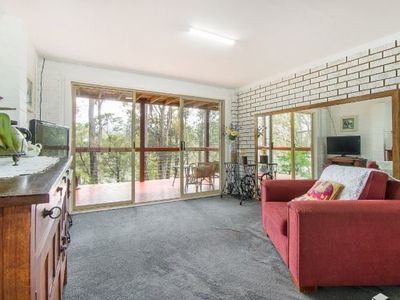 2 Anglers Parade, Fishermans Paradise