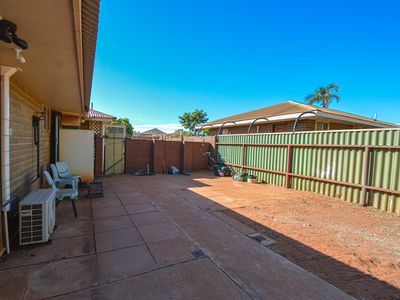 16 Barrow Place, South Hedland