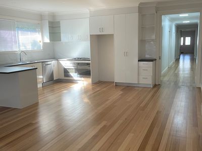 10a Beena Avenue, Carnegie