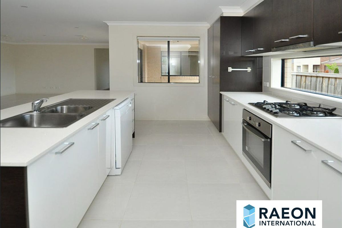 14 Baltic Circuit, Point Cook