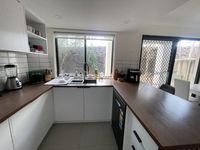 room 1 / 2 Gentian Drive, Arundel