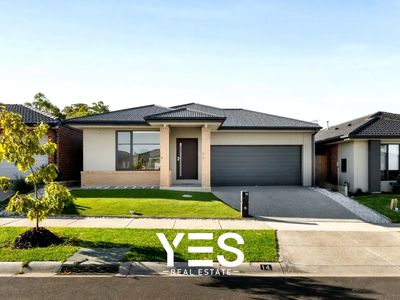 14 Chesney Rise, Officer