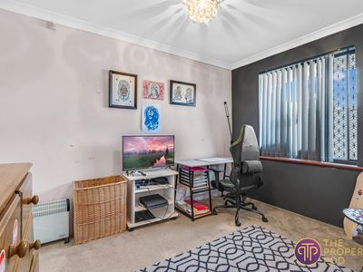 50 Explorer Drive, Thornlie