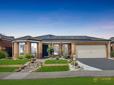 22 Silver Gum Street, Manor Lakes