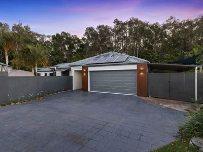 13 Cliff Close, Wakerley