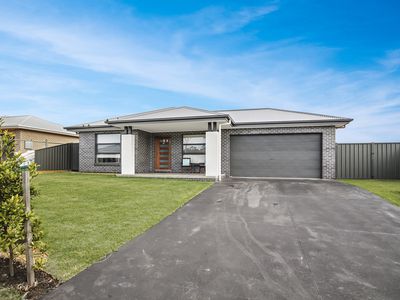 11 Compass Street, Vincentia