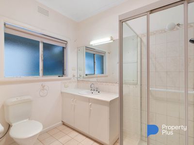 154 MacKenzie Street West, Golden Square