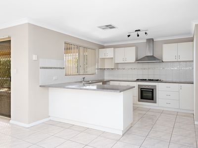 7 Pirring Way, Hannans