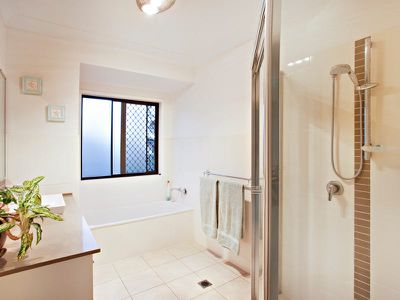 10 Pincally Cres, Ormeau
