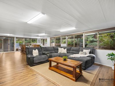 139-147 Brushwood Crescent, Cedar Grove