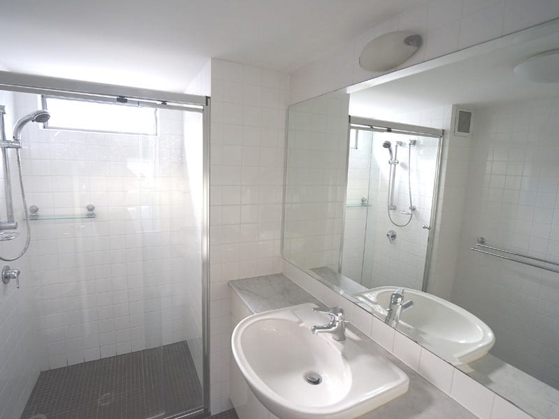 551 / 6 Cowper Wharf Road, Woolloomooloo