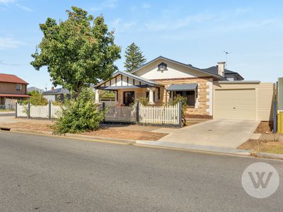 111 Blight Street, Renown Park