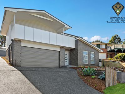 1 / 8 Minnibah Circuit, Forster