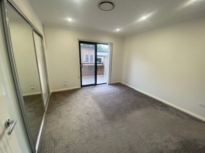 7 / 8 Dempster Street, West Wollongong