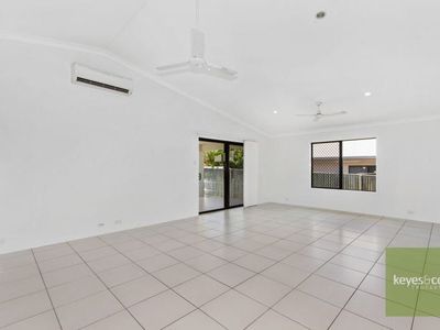 26 Klewarra Boulevard, Douglas