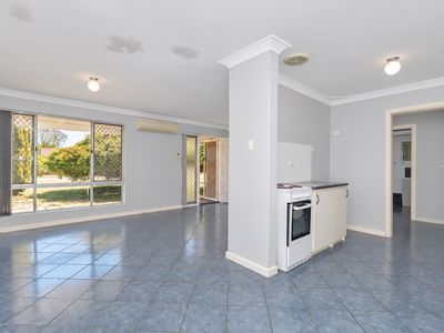 8 Queen Street, Gosnells