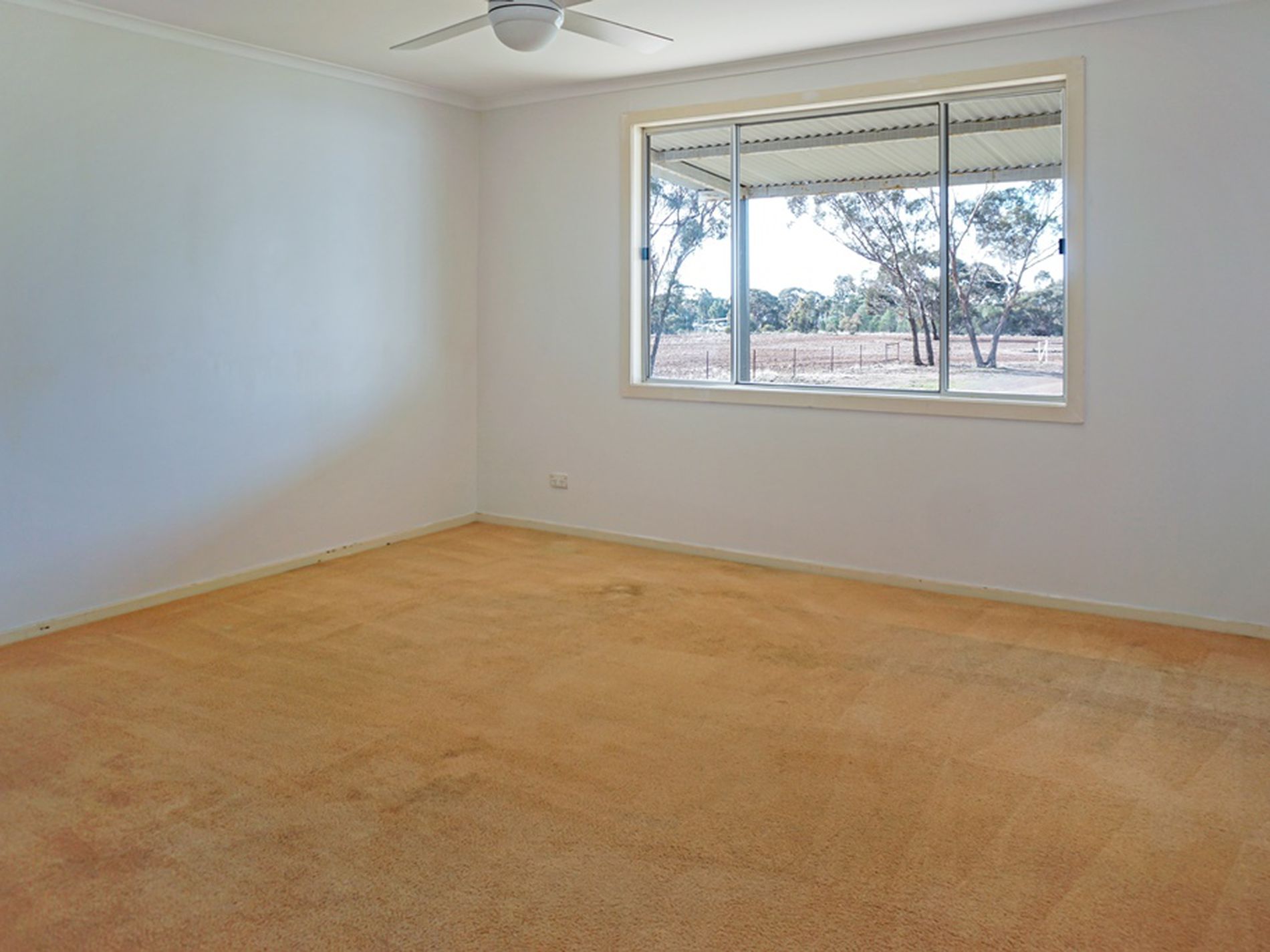 32 Rose Lane, West Wyalong