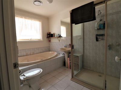 11 Hickey Ct, Seymour