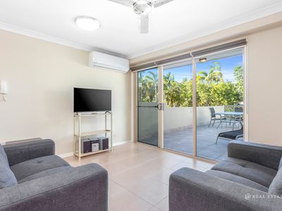 12 / 7 Short Street, Taranganba