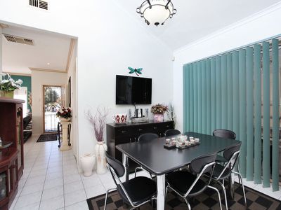 11 Blake Close, Delahey