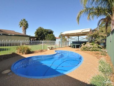 20 Bonner Crescent, Dubbo