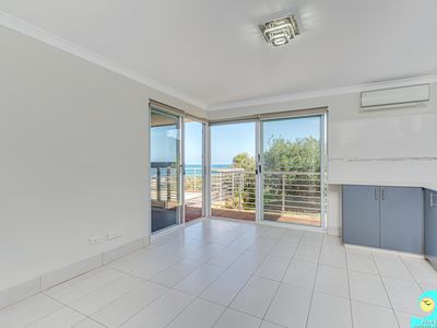 8 Knoll Rise, Yanchep