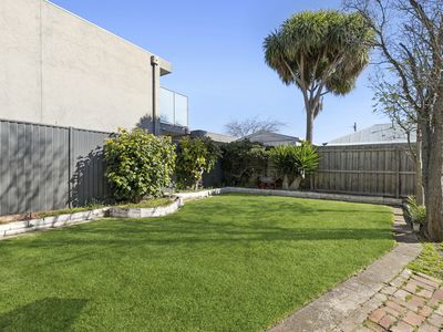 40 Lomond Terrace, East Geelong