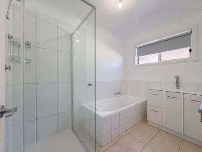 2 / 19 Dellar Street, Swan Hill