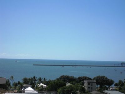 12 Panorama Court, North Ward