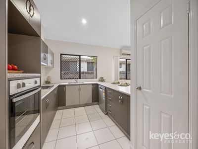 25 Waterlily Circuit, Douglas