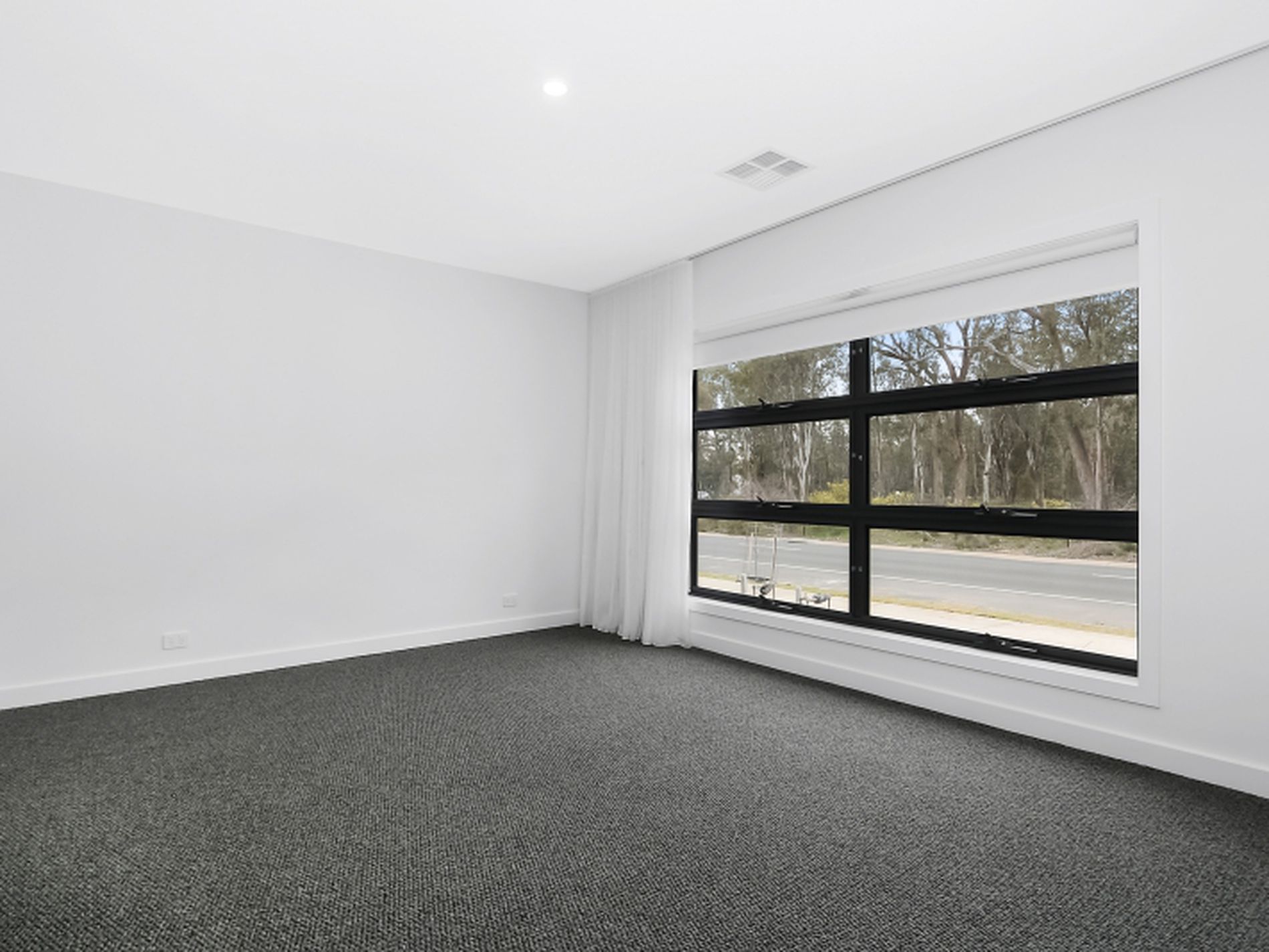 15 AXFORD BOULEVARD, Wodonga