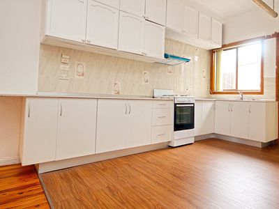 4 Dreadnought Street, Roselands