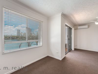 8 / 11-19 Taylor Street, Biggera Waters