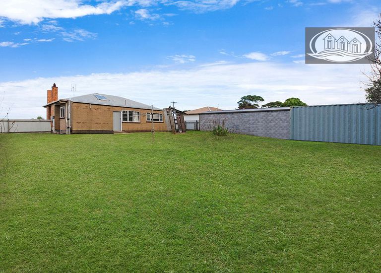12 Scott Court, Portland