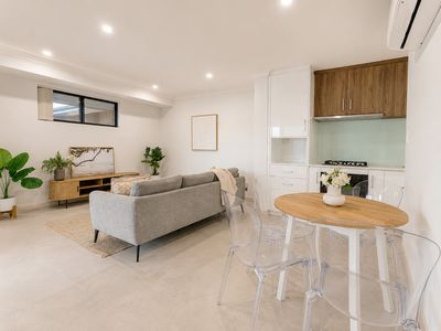 8 / 10 Trink Street, Cloverdale