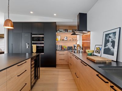 37A Parr Terrace, Castor Bay