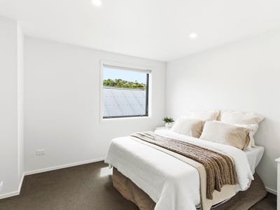 4 Dallas Lane, Caversham