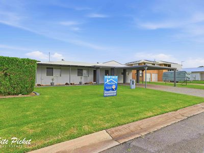 15 Thomas Street, West Mackay