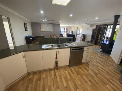 54 Trouts Road, Kingaroy