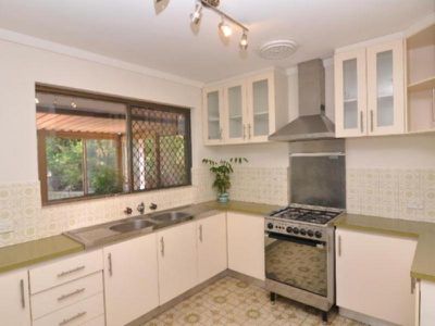 43 Darian Drive, Willetton
