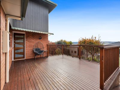 13 Redwood Crescent, Youngtown