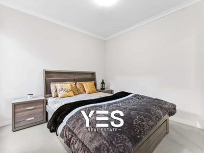 90 Glenrose Boulevard, Clyde North