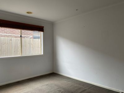 2 Sahara Way , Truganina