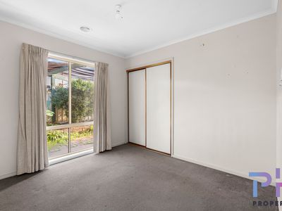 30 Pattison Drive, Kangaroo Flat