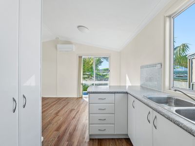 j15 / 48 Princes Highway, Narooma