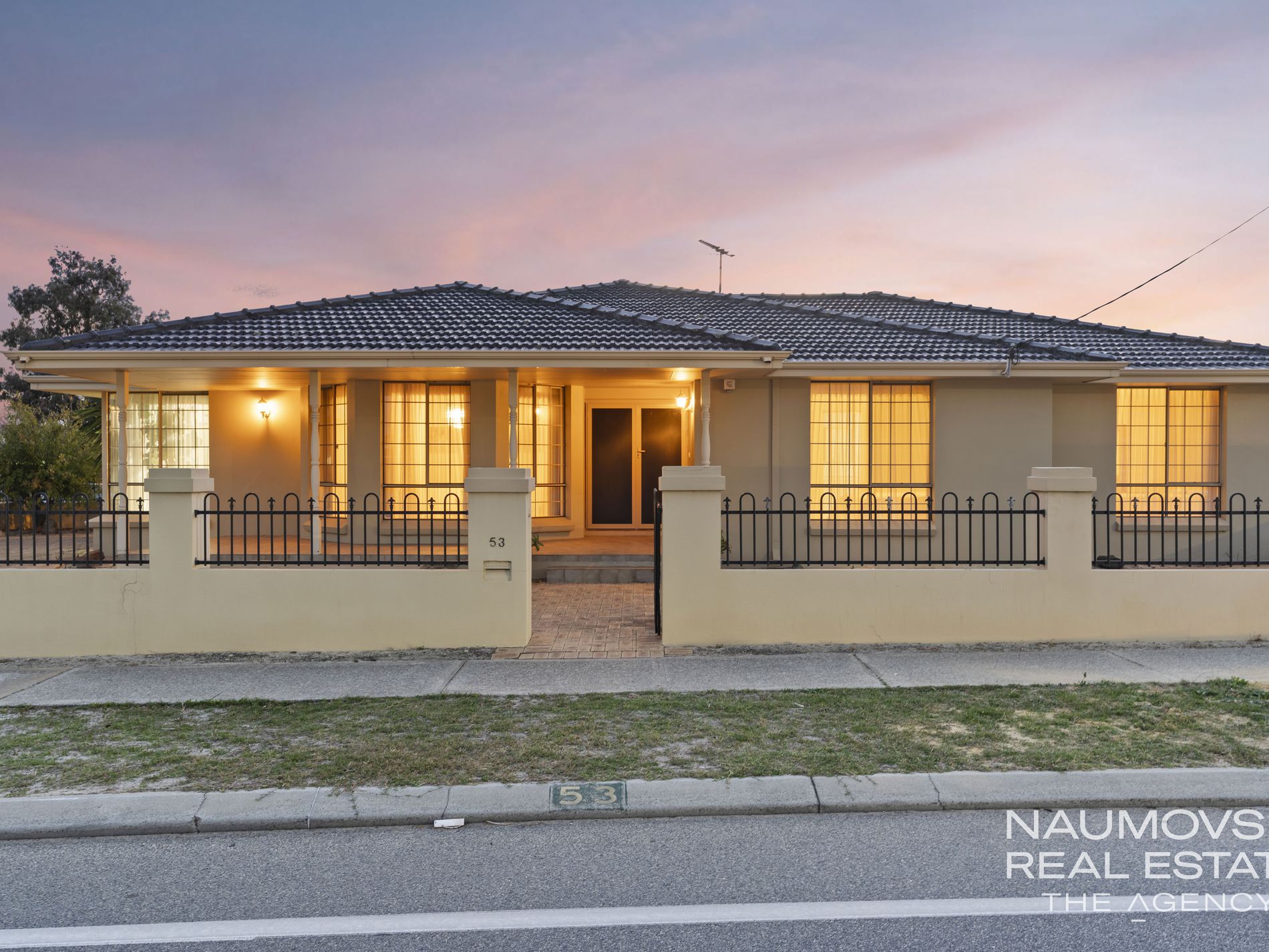 53 Jones Street, Stirling