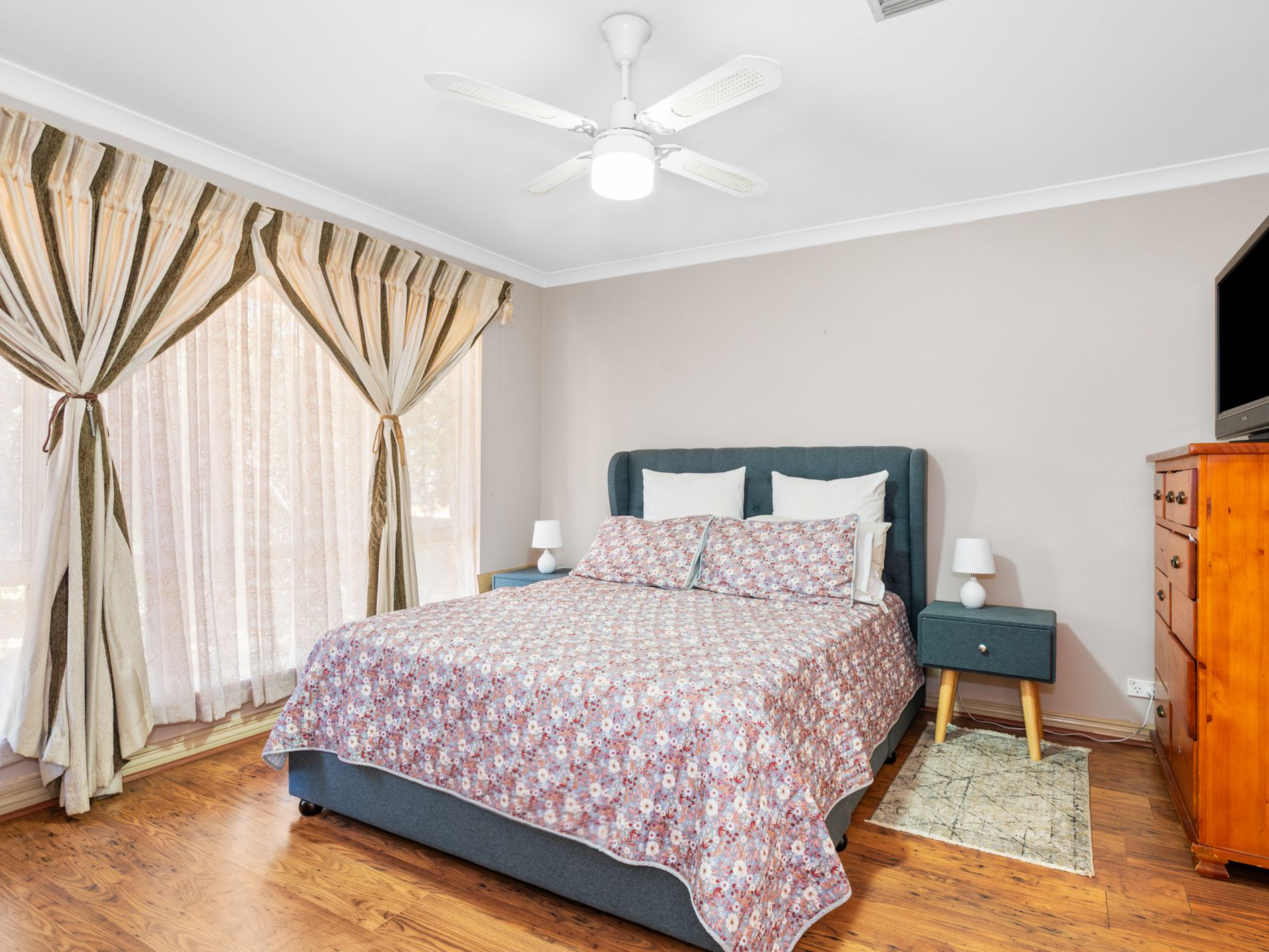 2 Osmetti Drive, Somerville