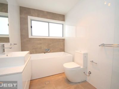 15A Alingham, Condell Park