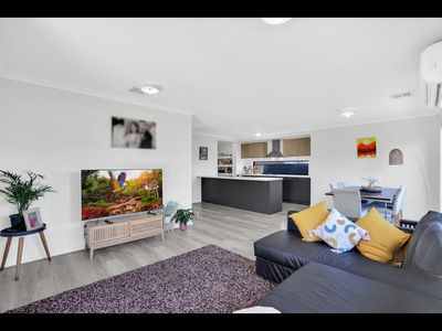 4 Murrayfield Place, Strathtulloh