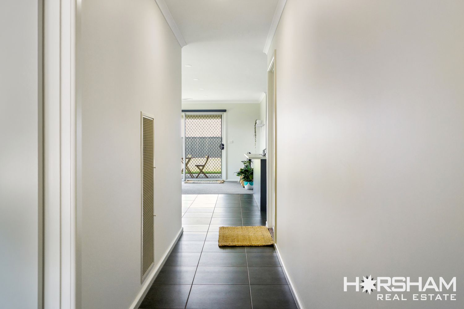 9 Stephens Street, Horsham